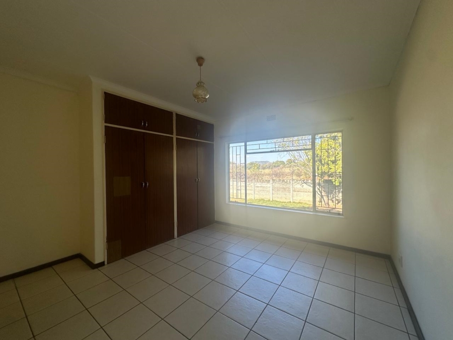 3 Bedroom Property for Sale in Geelhoutpark North West